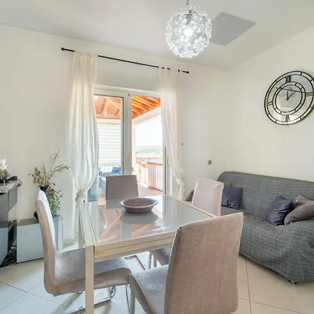 In With Wifi * サリ