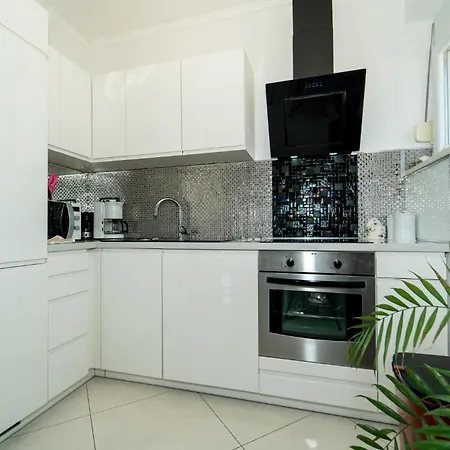 In With Wifi アパート サリ