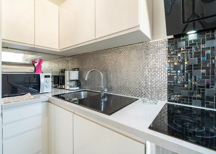 Апартаменты In With Wifi